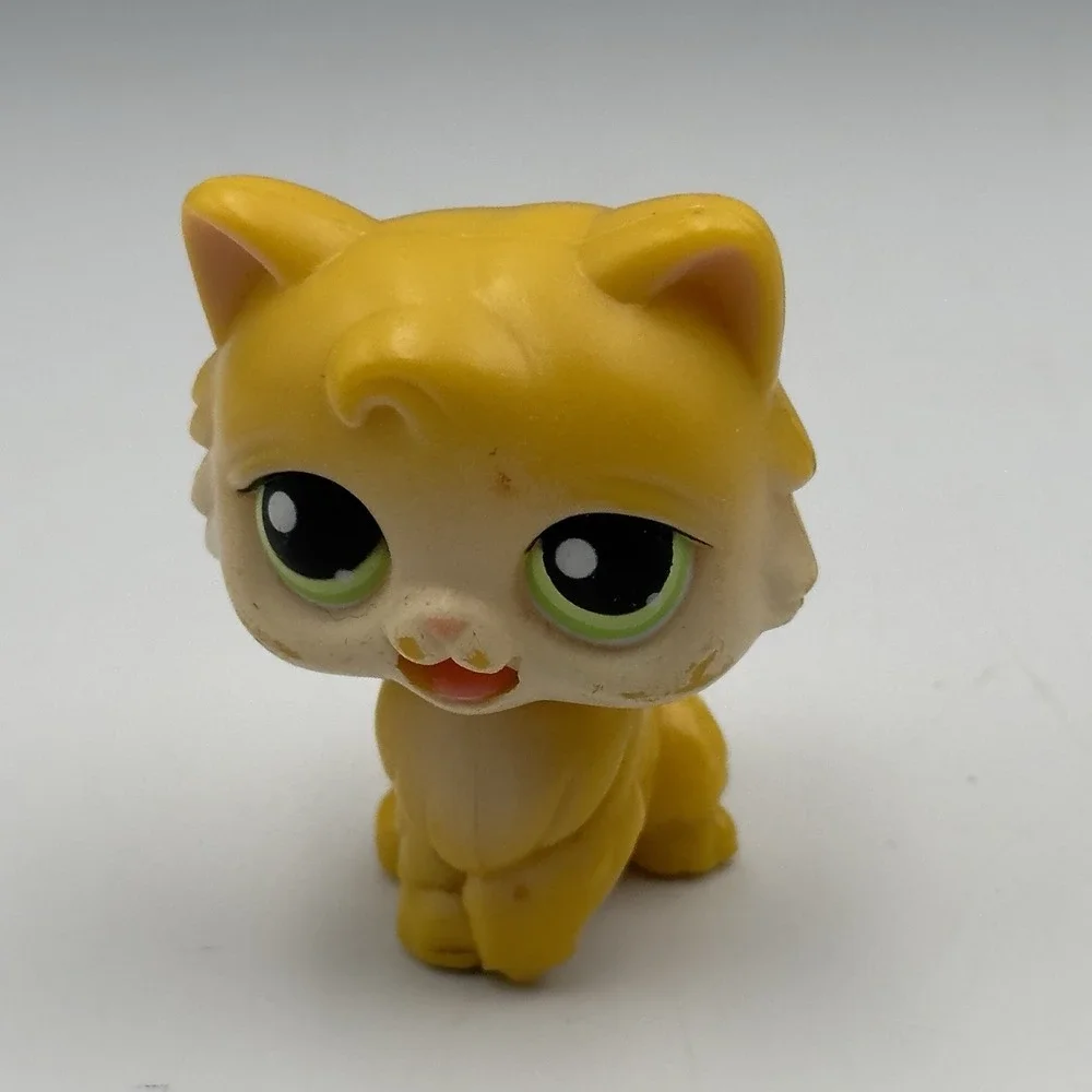 Littlest Pet Shop LPS 1st‎ Generation Yellow Cat With Moving Tongue 2005